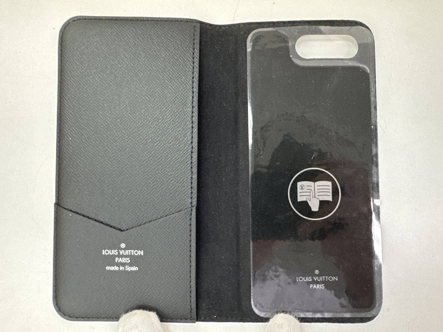 LOUIS VUITTON N61067 iPhone case, unused, other accessories