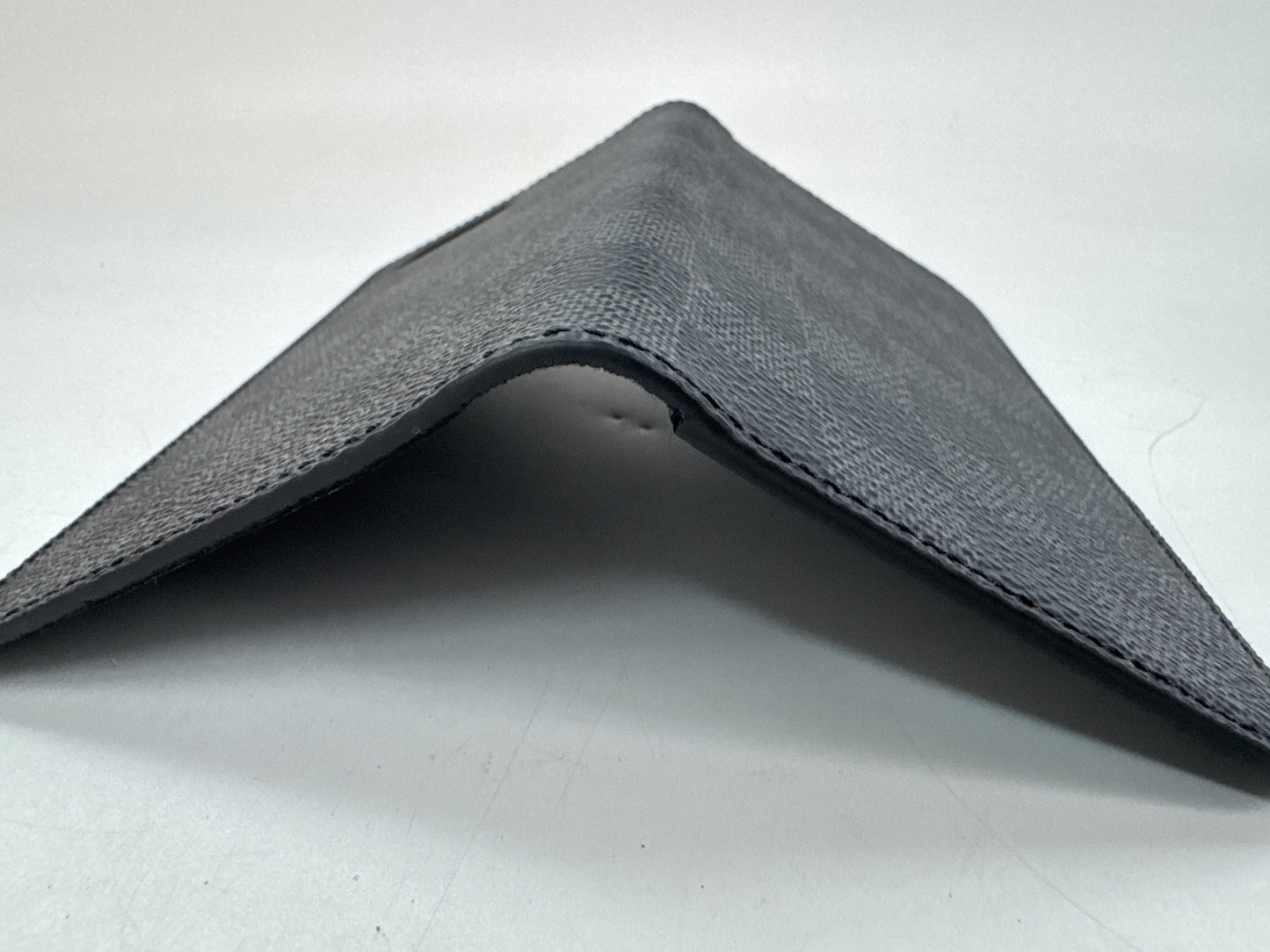 LOUIS VUITTON N61067 iPhone case, unused, other accessories