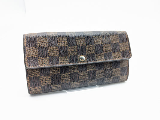 LOUIS VUITTON LV Damier Sarah Wallet