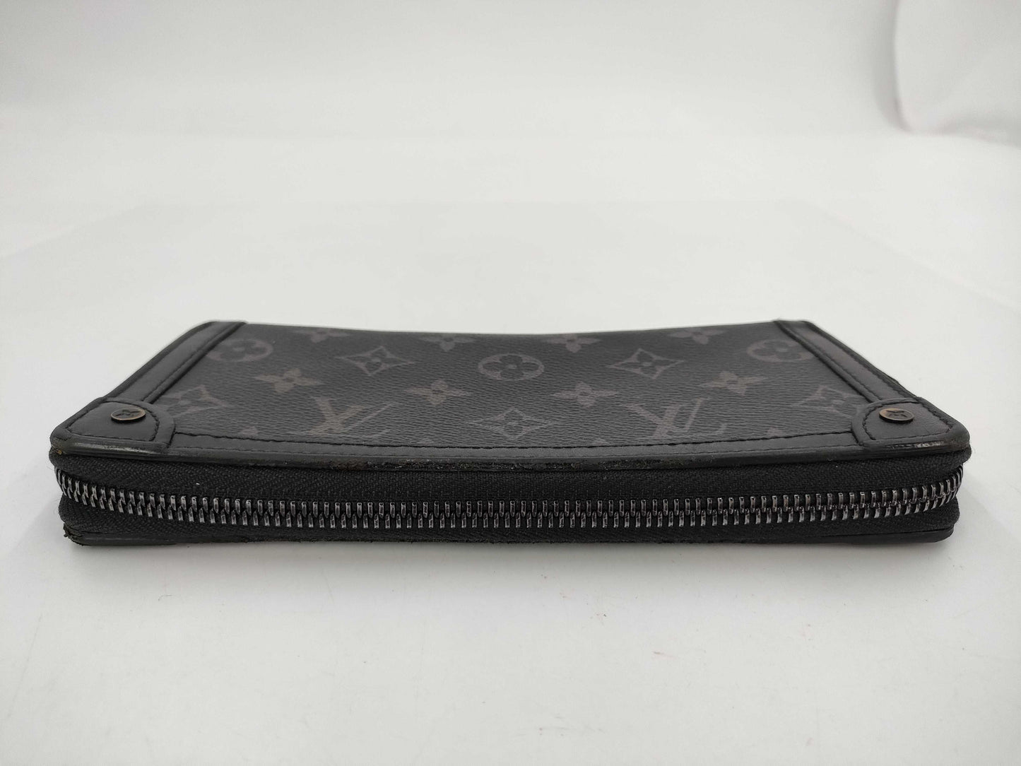 LOUIS VUITTON LV M80558 Eclipse Trunk Zippy Wallet RFID Tag Wallet