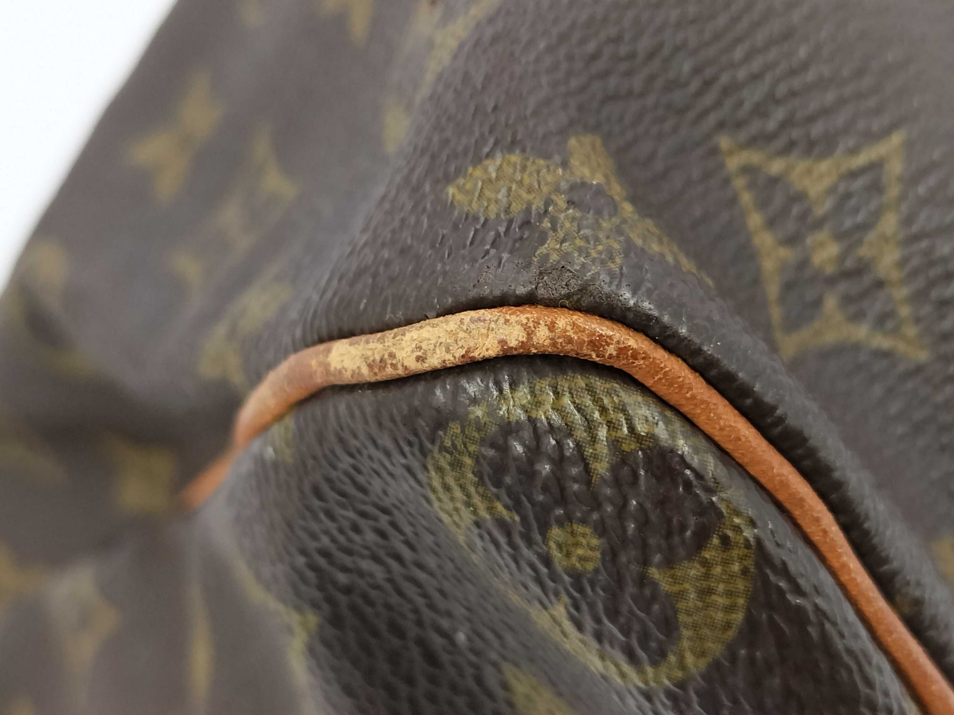 LOUIS VUITTON LV Monogram Speedy 30 Handbag