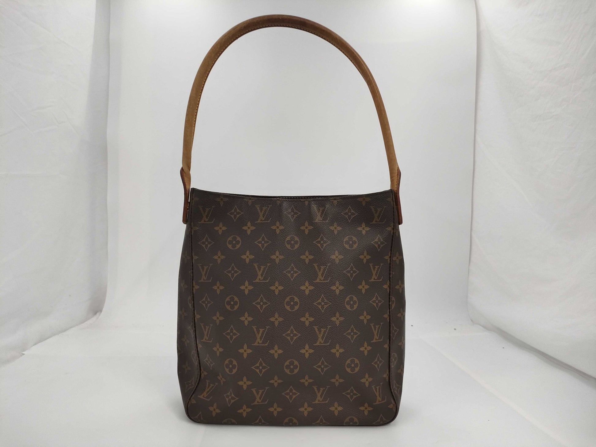 LOUIS VUITTON Vuitton Looping GM Shoulder Bag