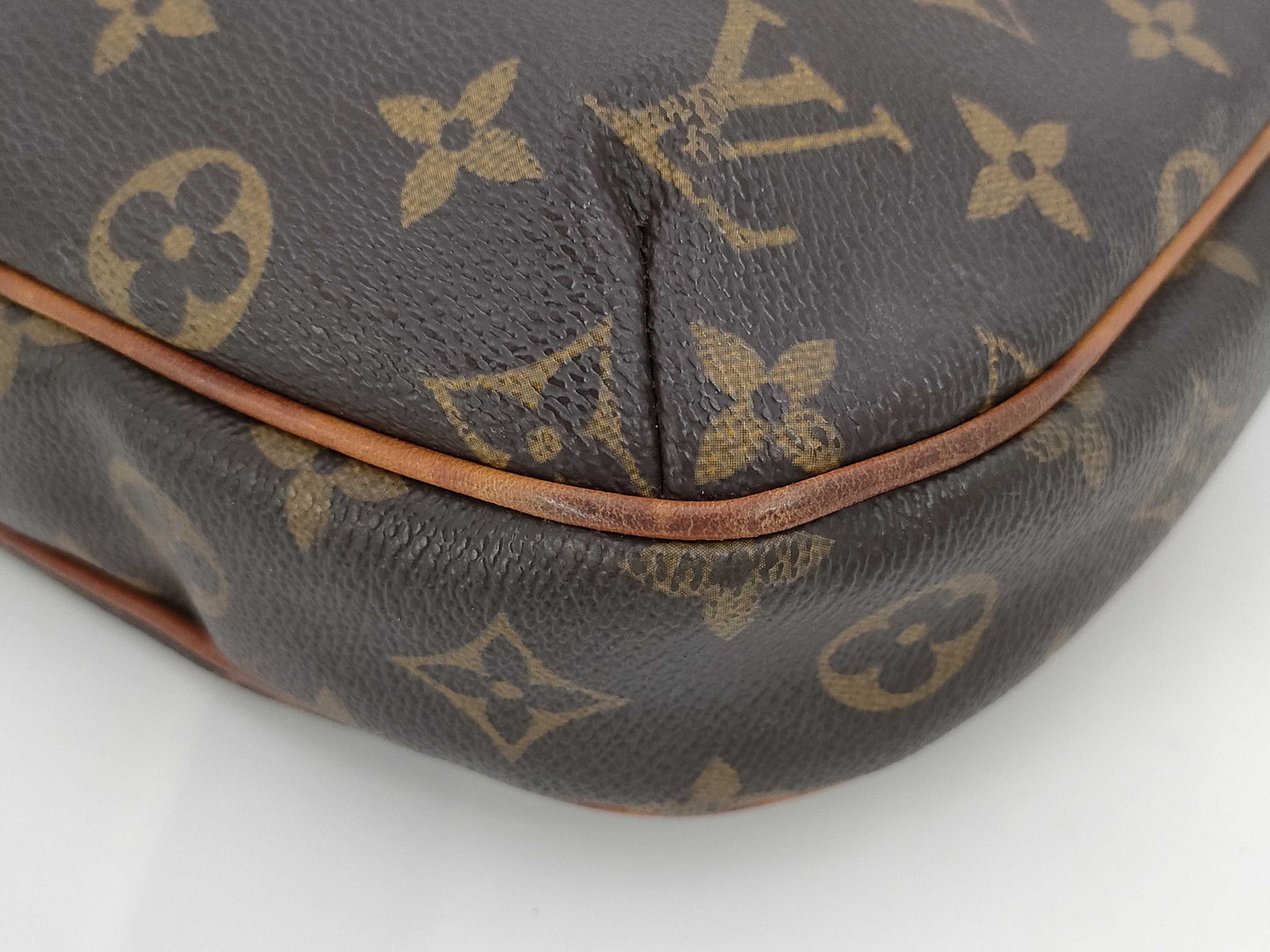 LOUIS VUITTON Louis Vuitton Monogram Odeon Shoulder Bag