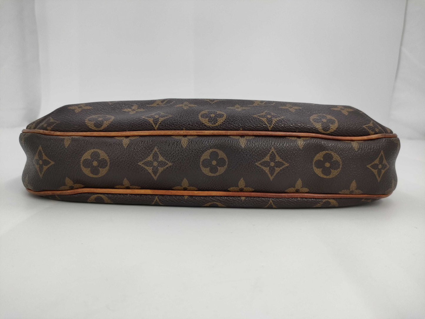 LOUIS VUITTON Louis Vuitton Monogram Odeon Shoulder Bag