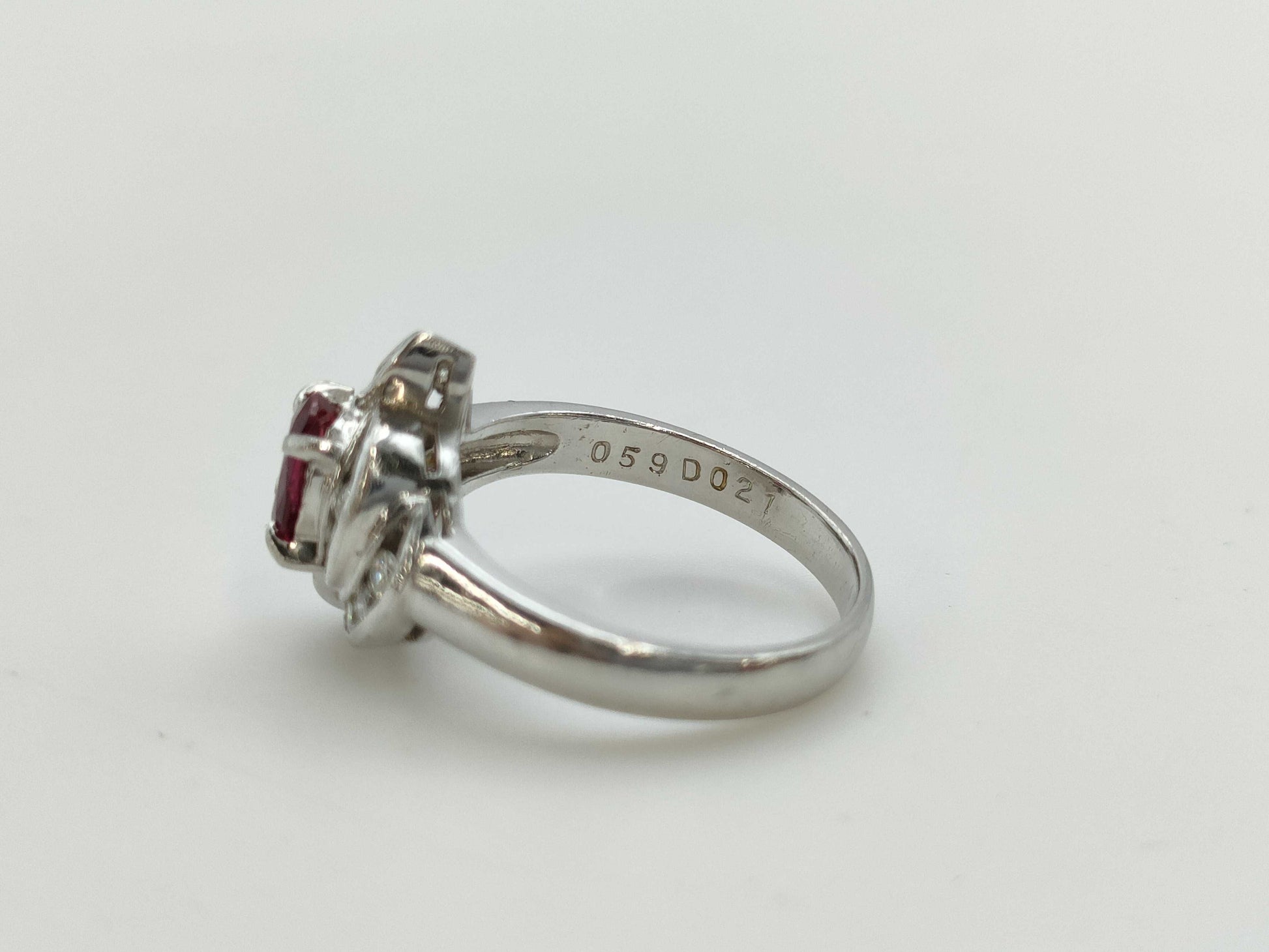 R0.59ct D0.21ct PT900 4.8g Ring