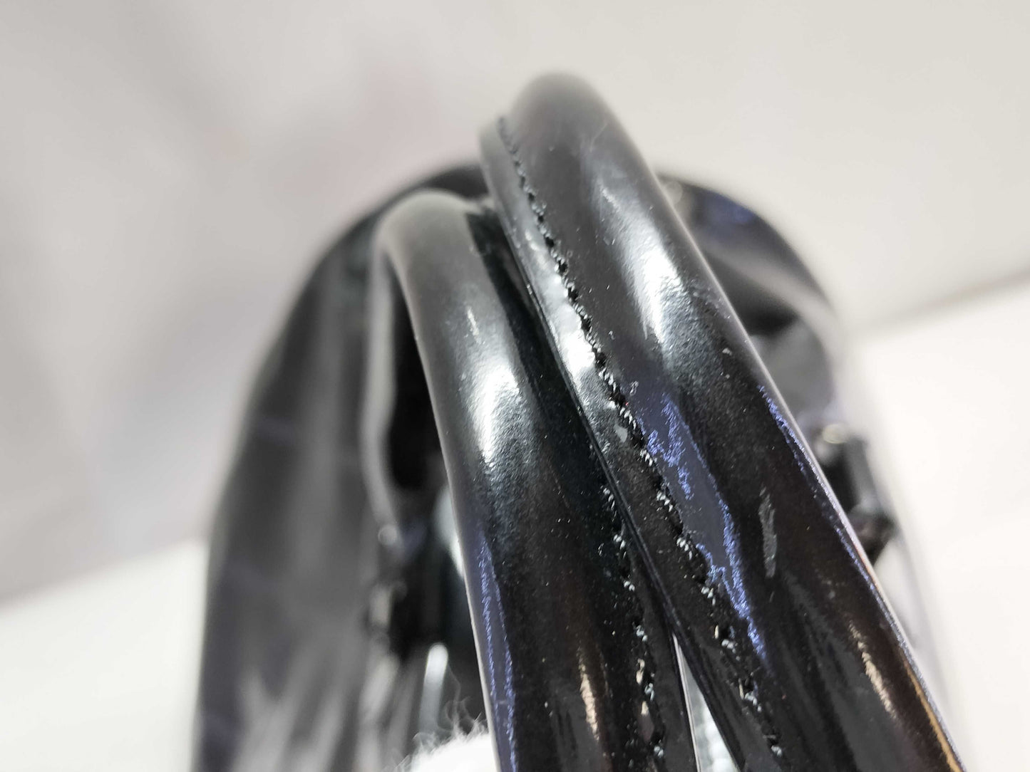 LONG CHAMP LONG CHAMP Enamel Boston Bag Black Boston Bag