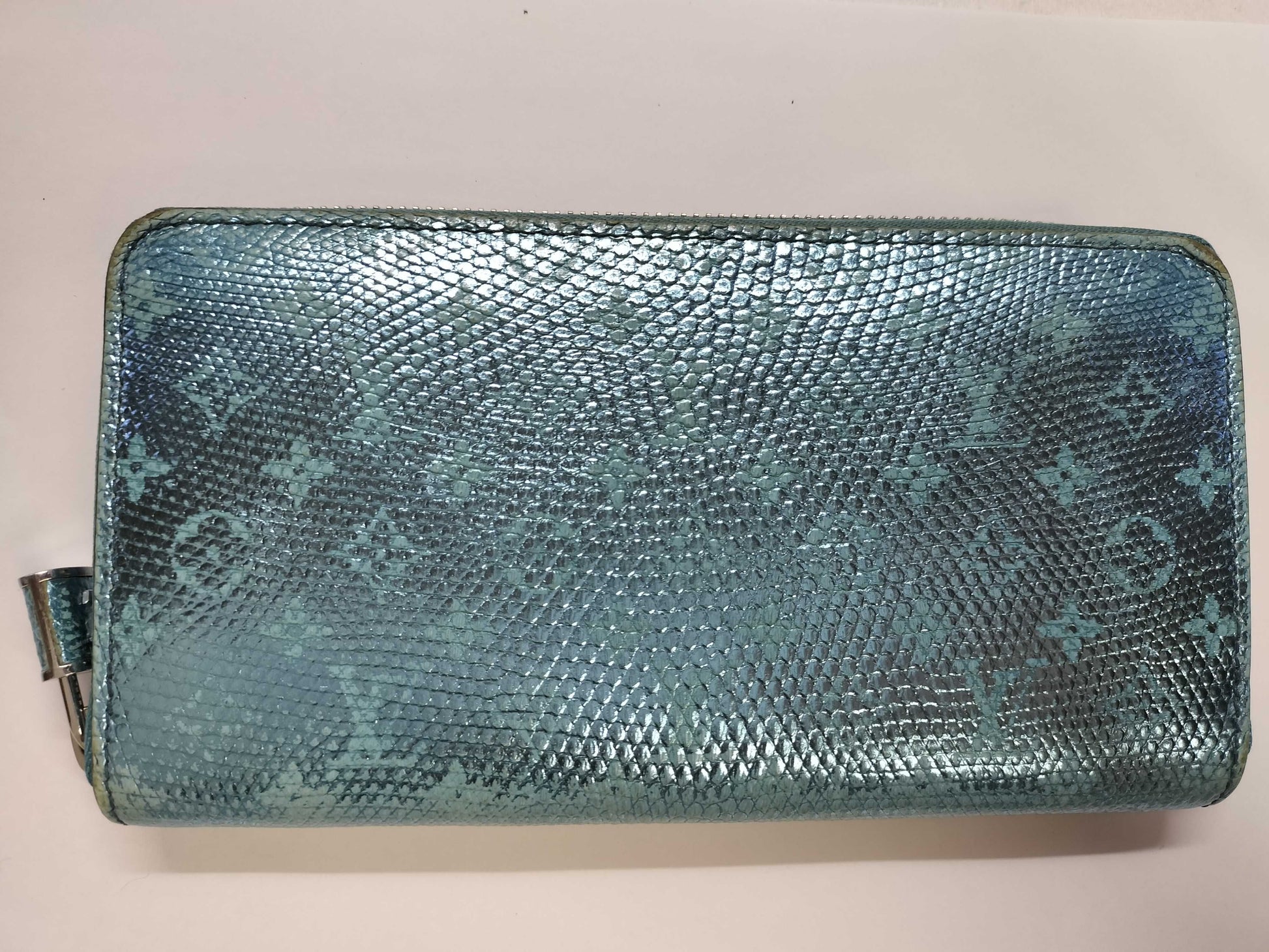 LOUIS VUITTON Louis Vuitton Metallized Blue Lizard Monogram Zippy Wallet Long Wallet Wallet