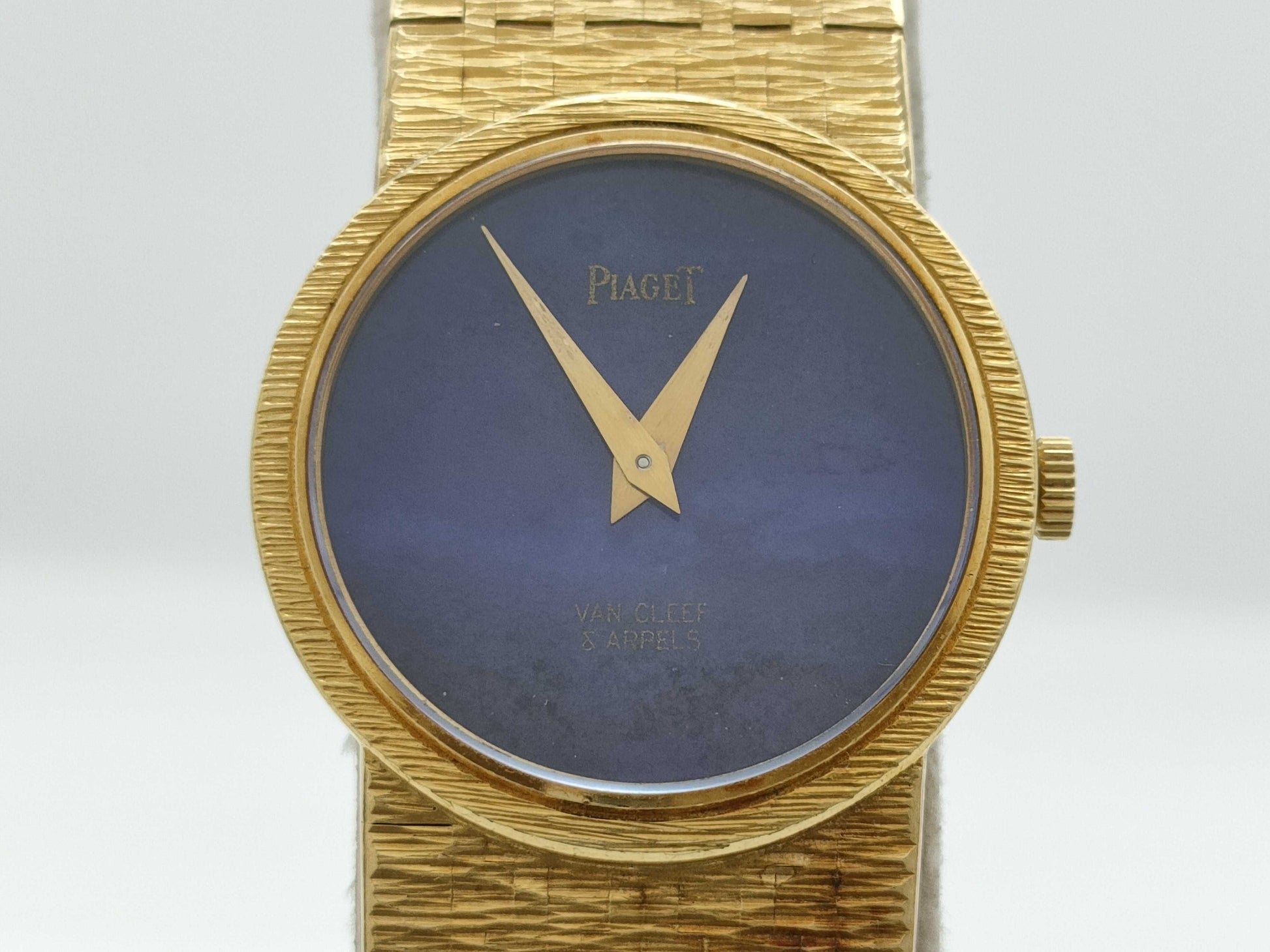 PIAGET 273413 924A6 Hand-Wound Blue Dial VAN CLEEF W Name Women's Watch