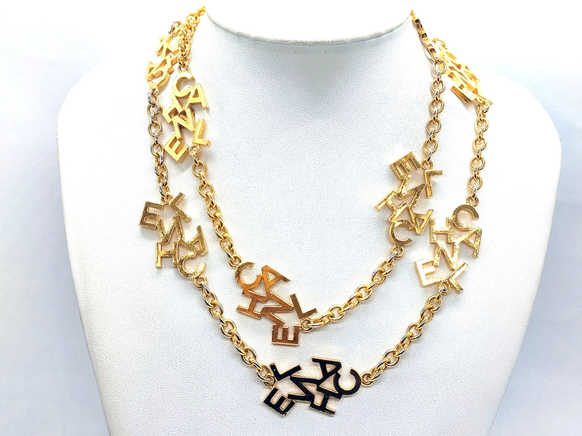 CHANEL CHANEL Logo 10 Necklace Necklace