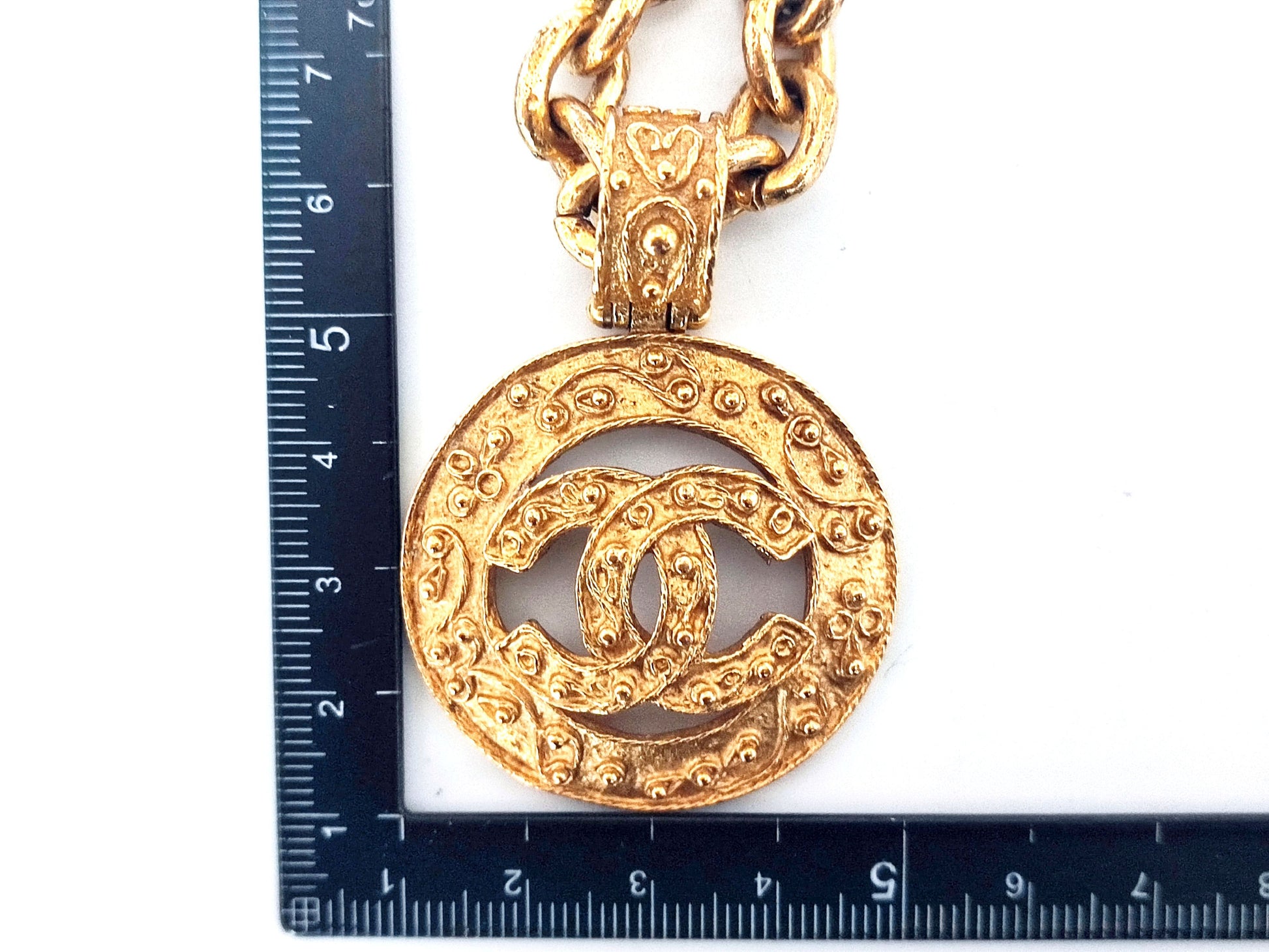 CHANEL Coco Mark Circle Necklace 94A Necklace