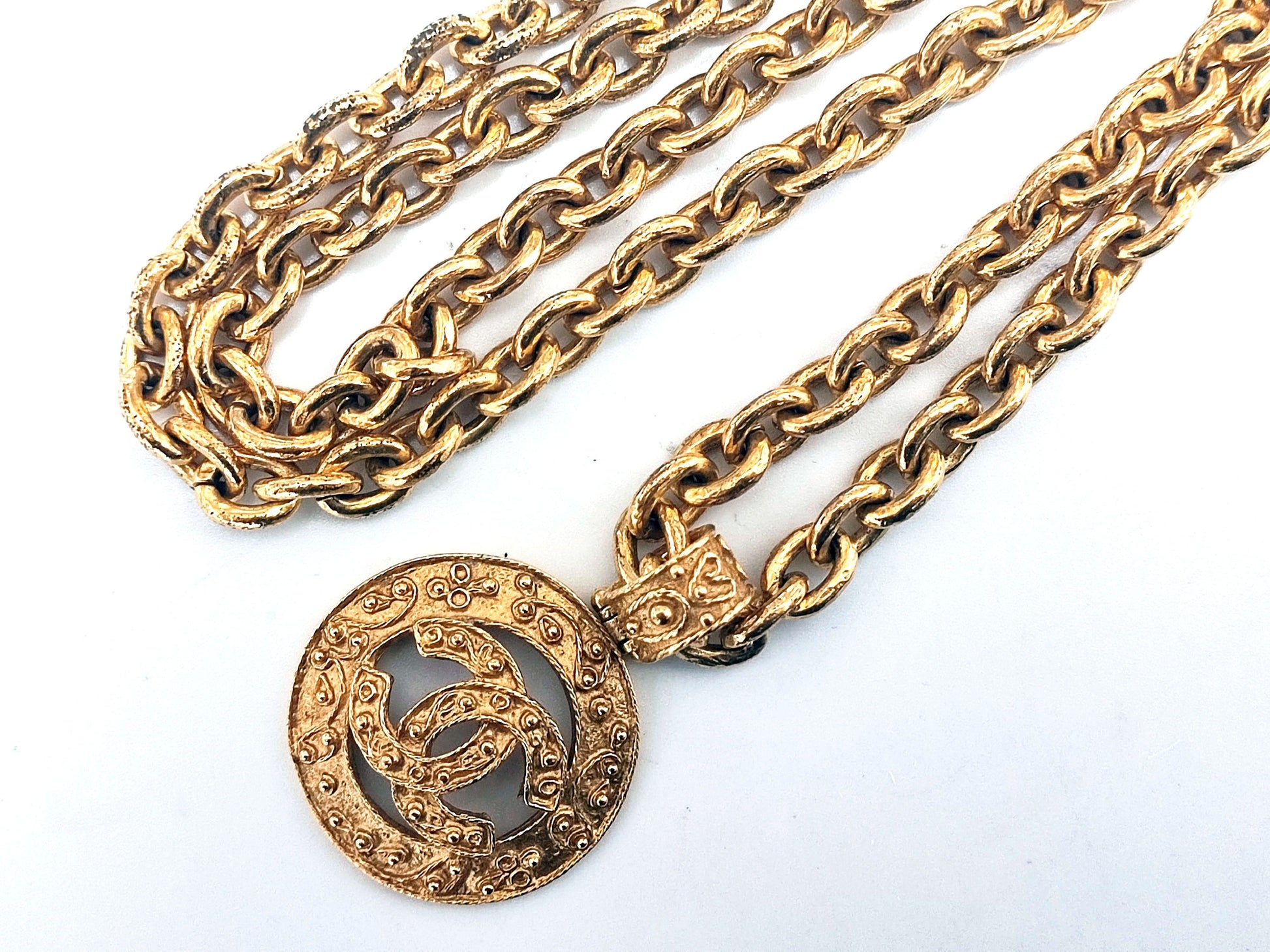 CHANEL Coco Mark Circle Necklace 94A Necklace