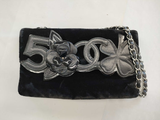 CHANEL No.5 Camellia Cereal Chain Shoulder Bag