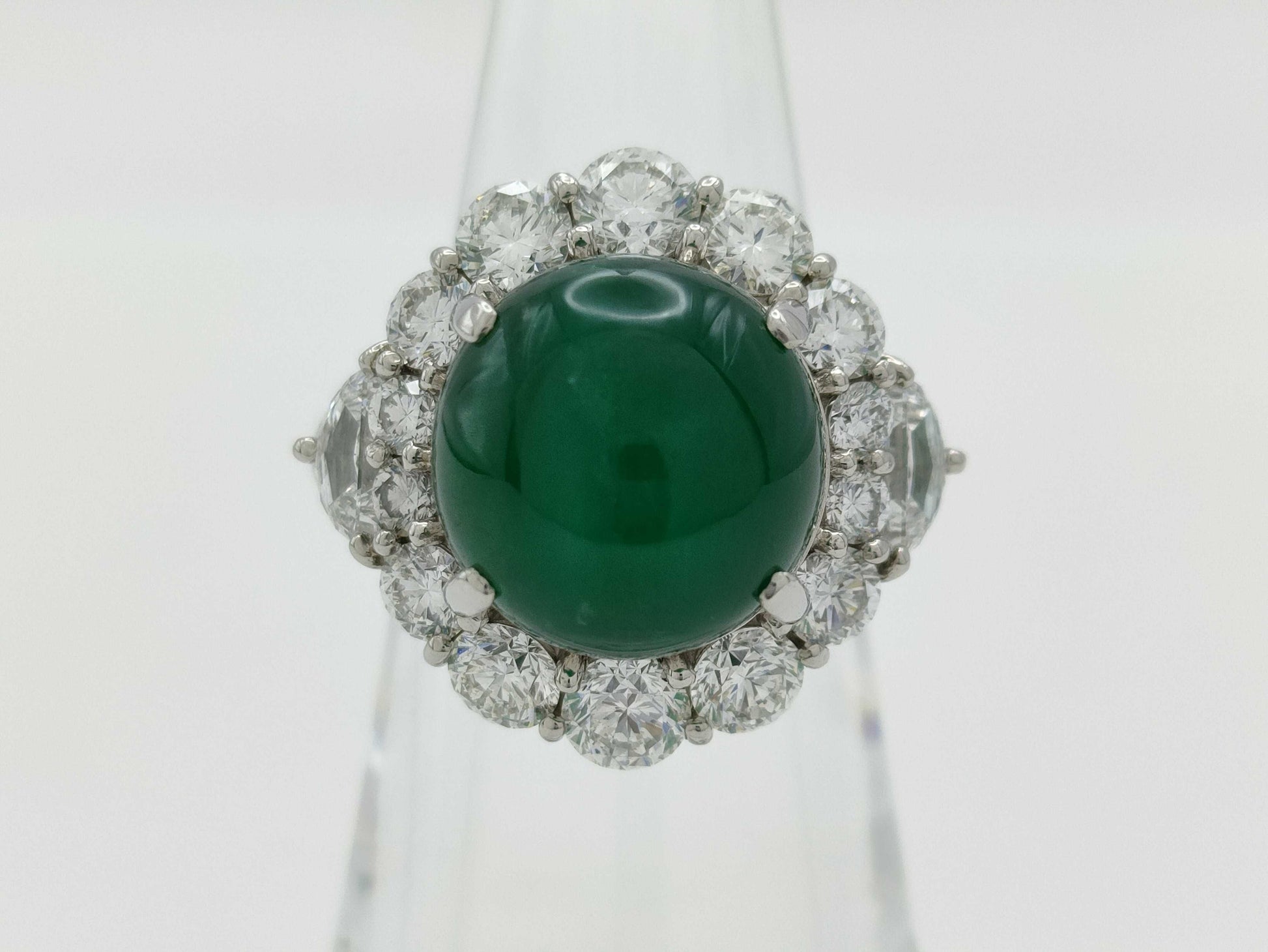 Emerald Cat's Eye 10.24ct D2.78ct Pt900 17.1g Ring