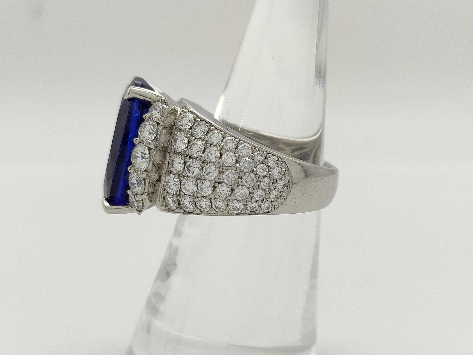 TZ12.84ct D2.50ct Pt900 21.1g Ring