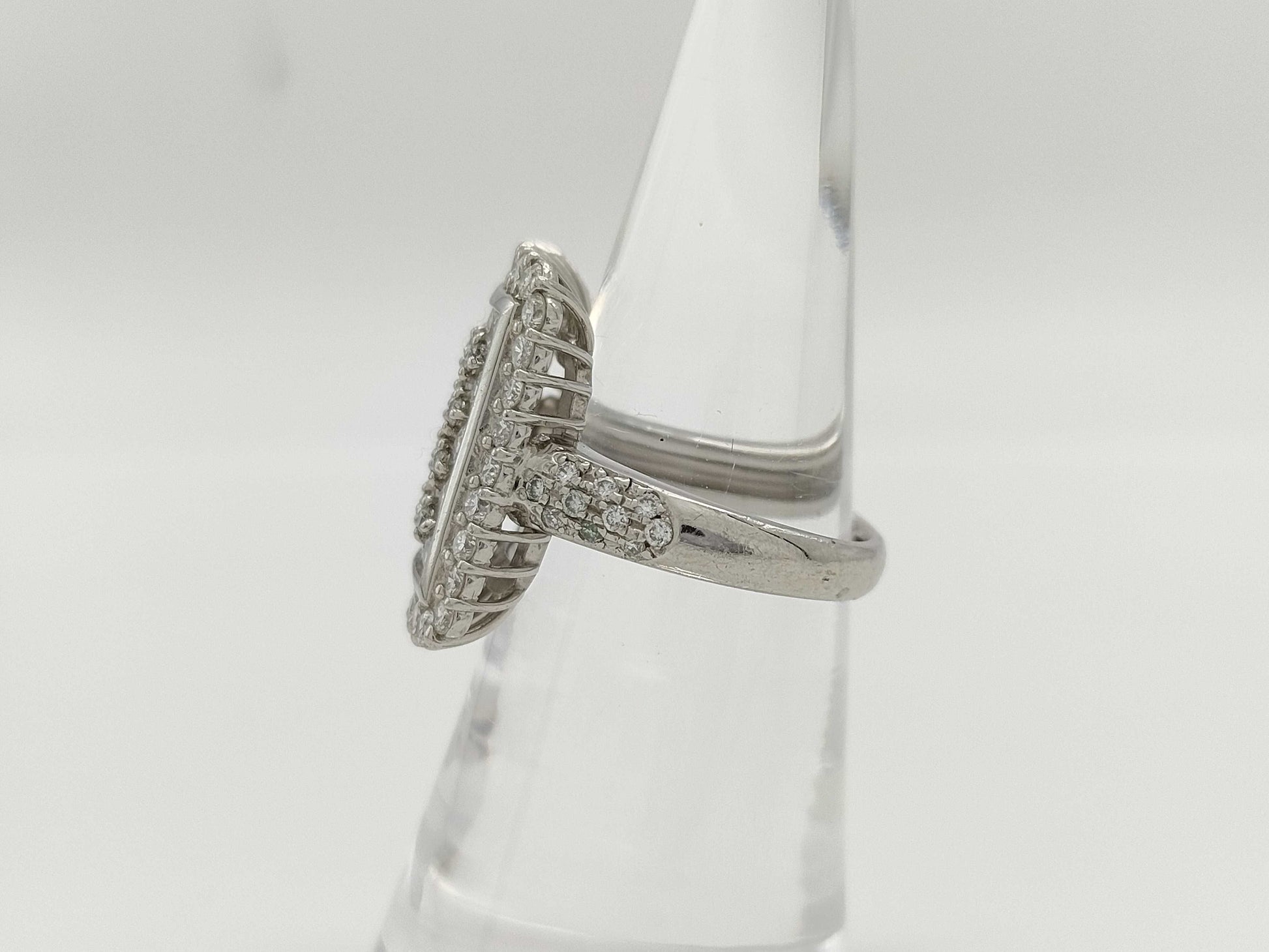 D2.70ct Pt900 12.7g Ring