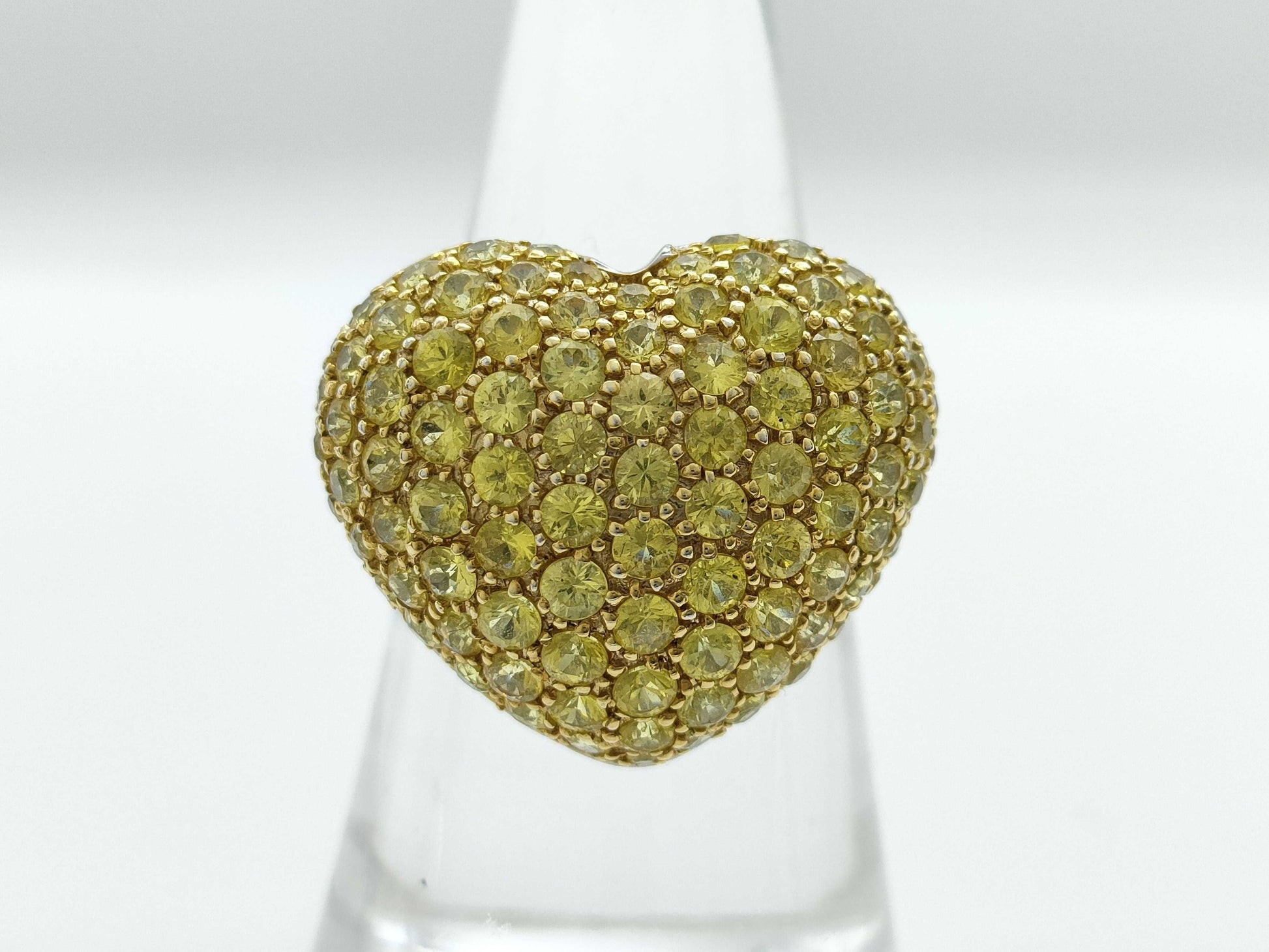 Colored Stone 4.18ct 750 9.9g Ring