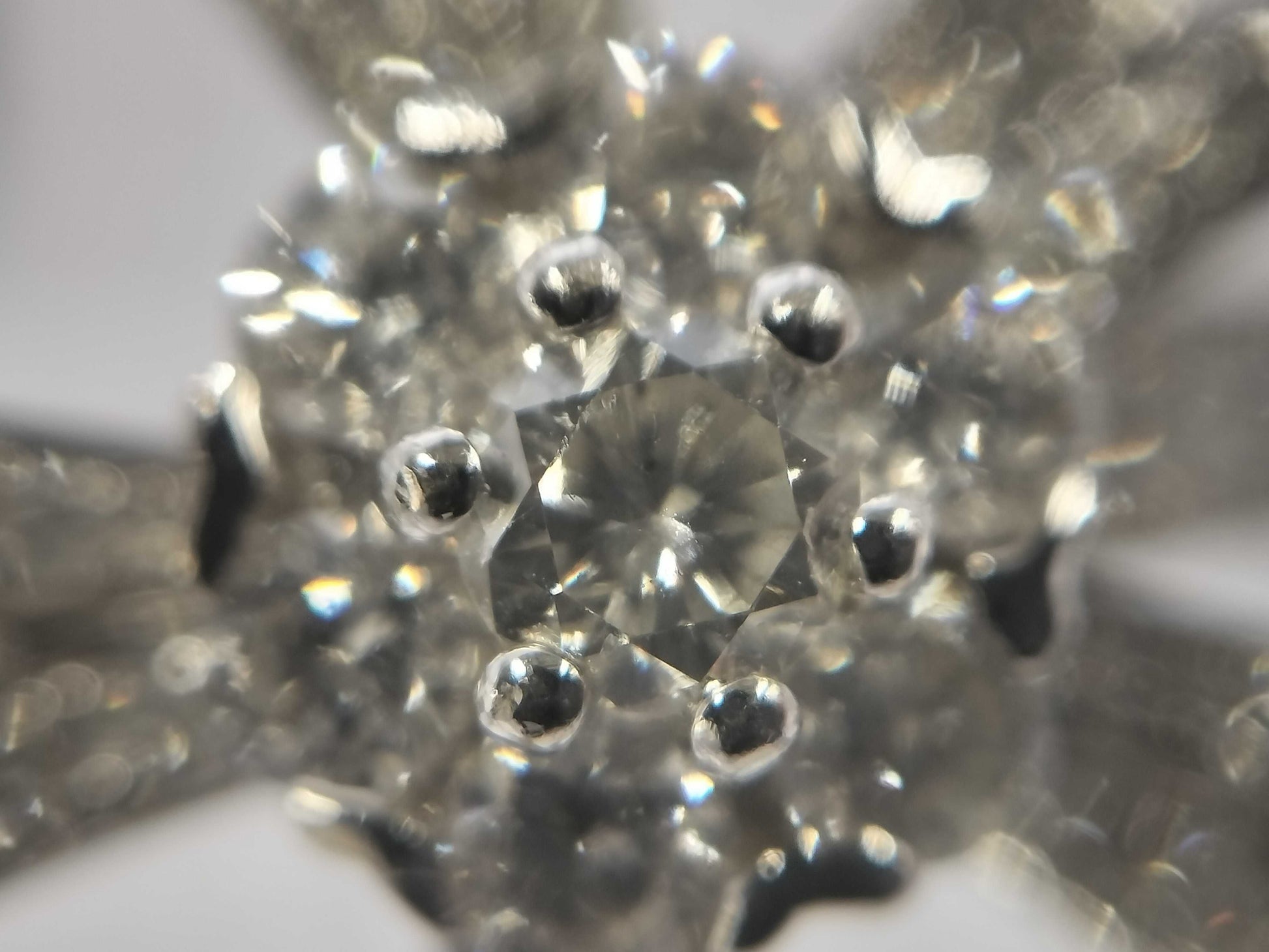 D1.40ct 750 7.3g Ring