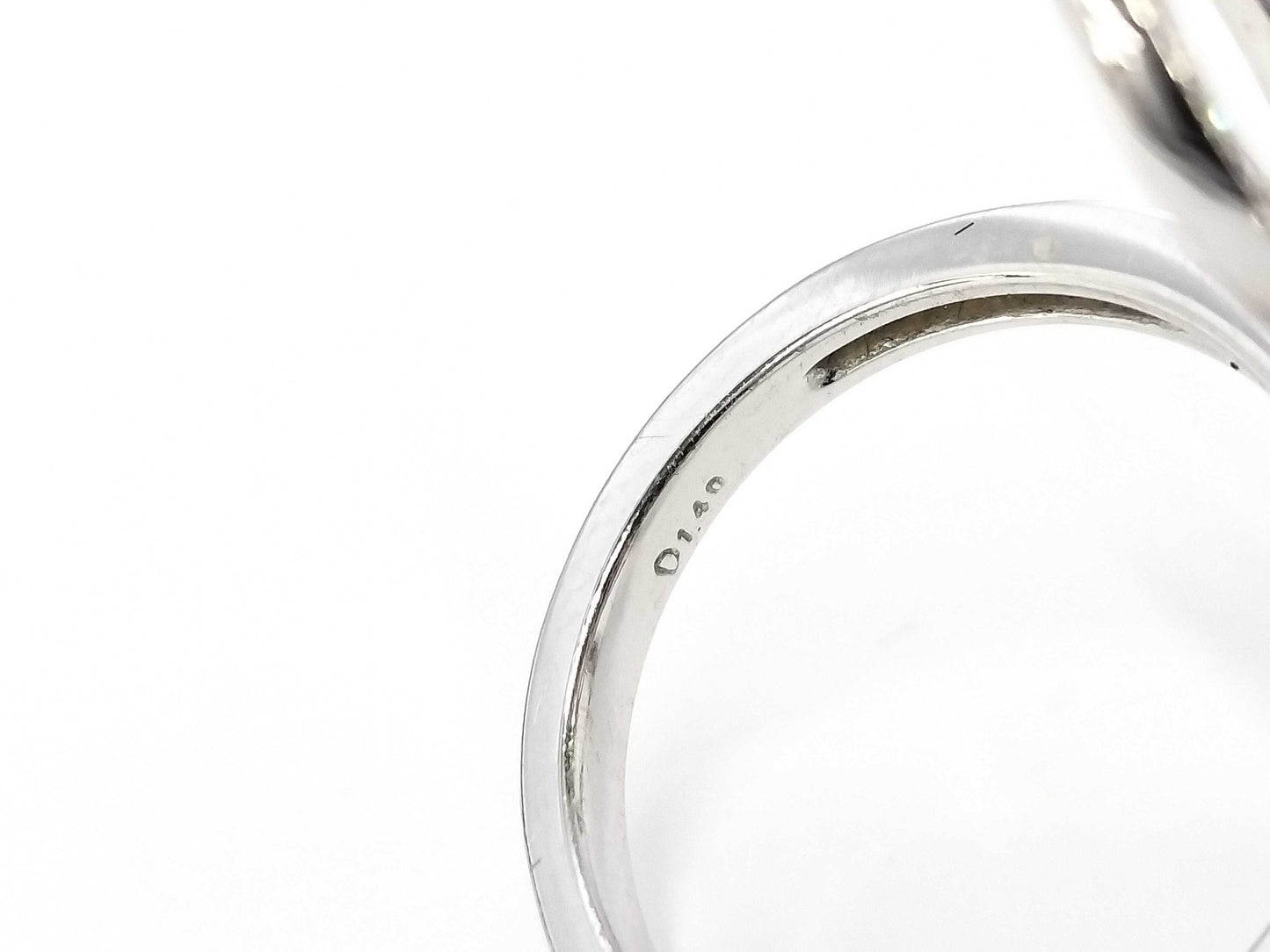 D1.40ct 750 7.3g Ring