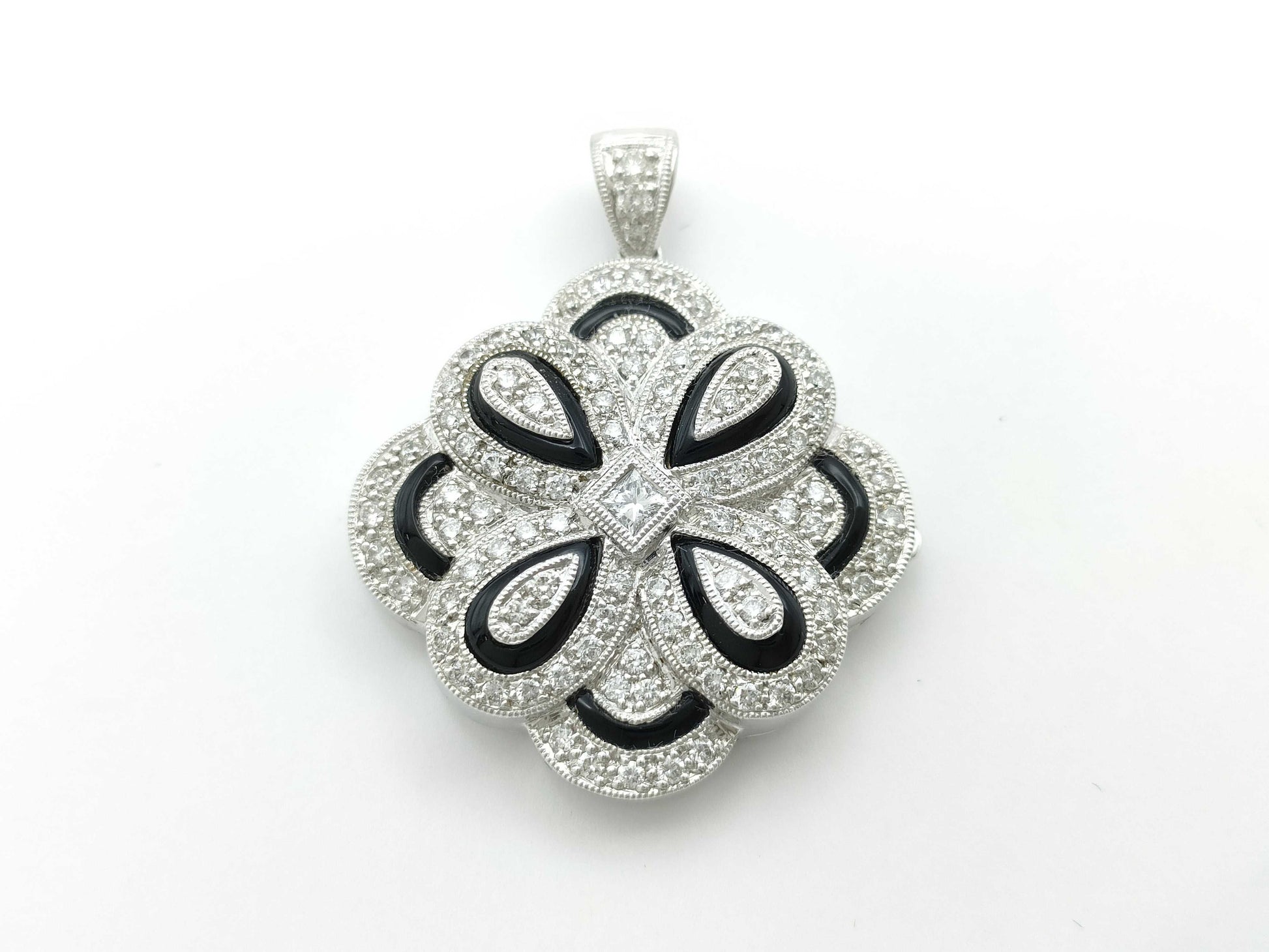 Colored Stone D0.92ct K18 12.8g Pendant Top
