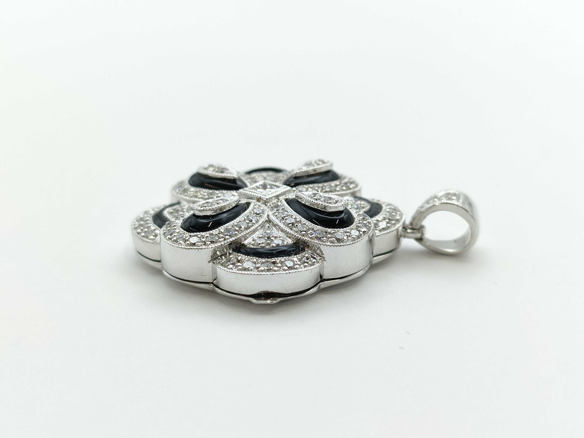 Colored Stone D0.92ct K18 12.8g Pendant Top