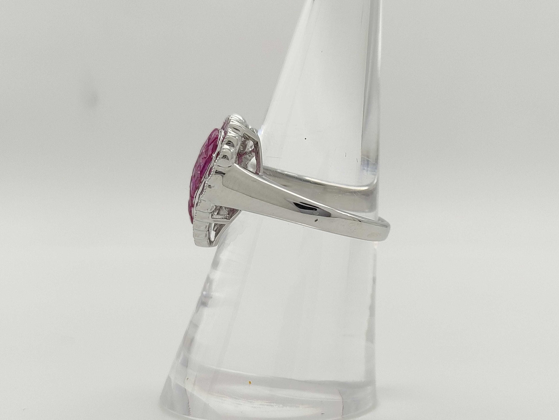 S2.60ct K18Wg 7.3g Ring