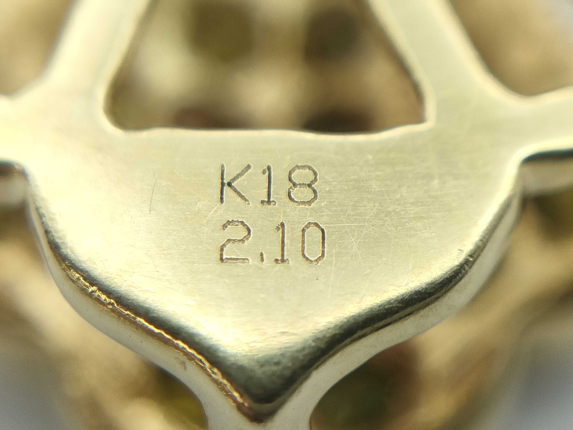 D2.10ct K18 8.0g Pendant Top