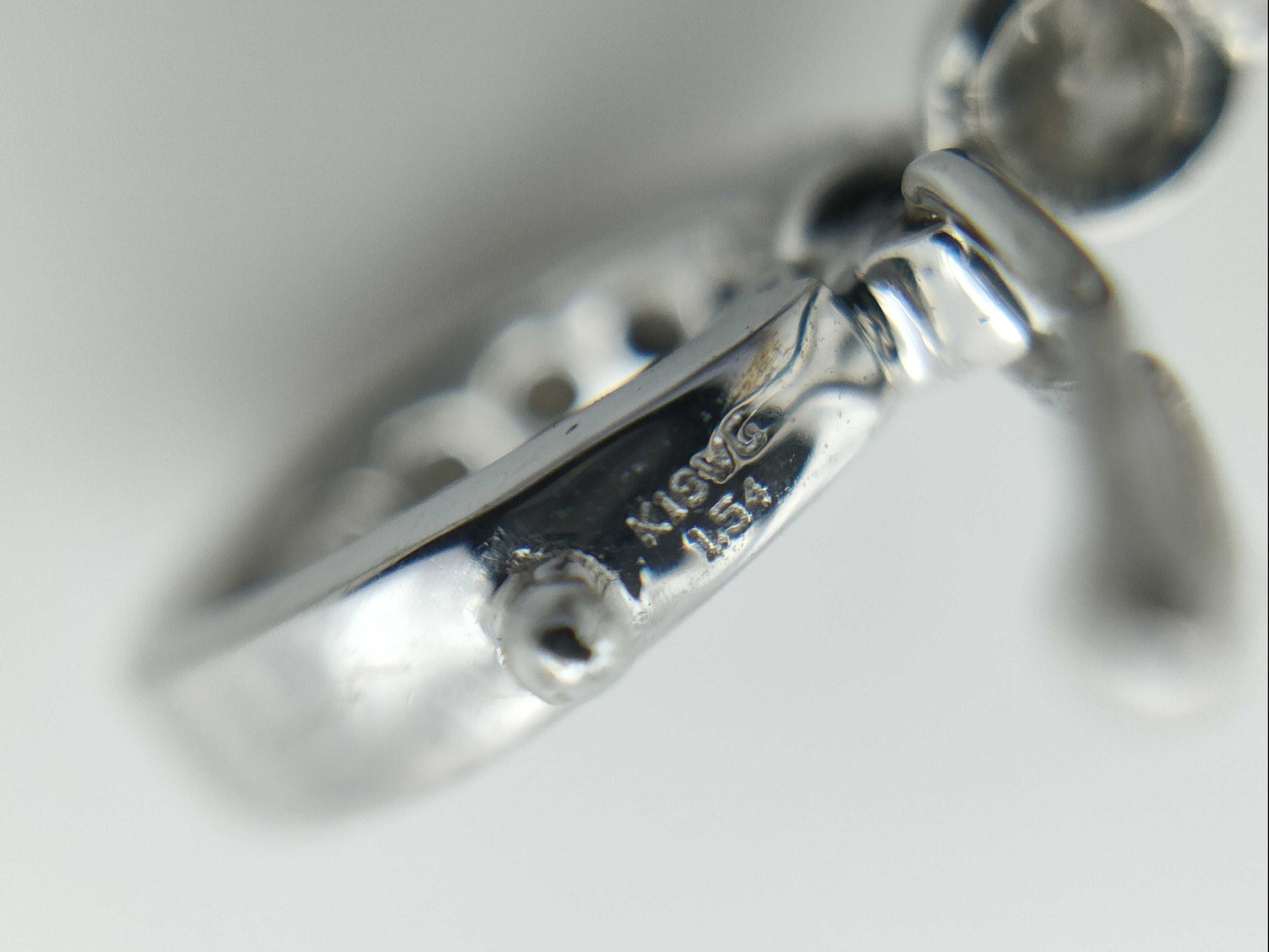 D1.54ct K18WG 5.9g Pendant Top