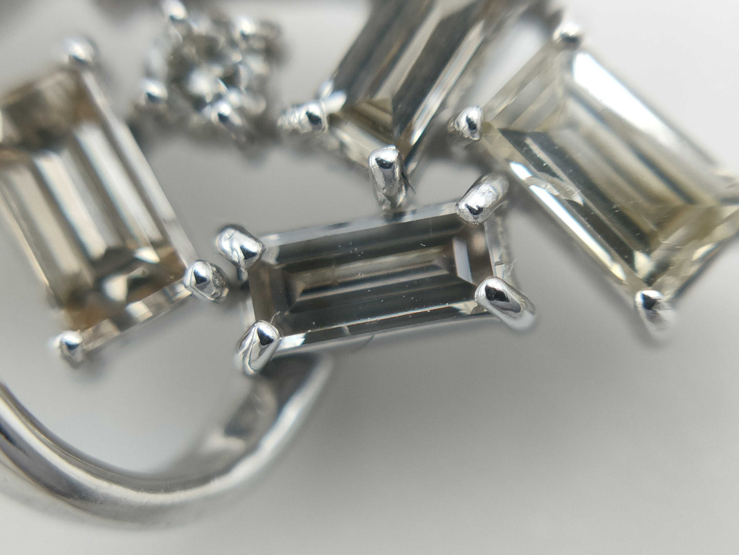 D2.00ct K18WG 4.6g Pendant Top