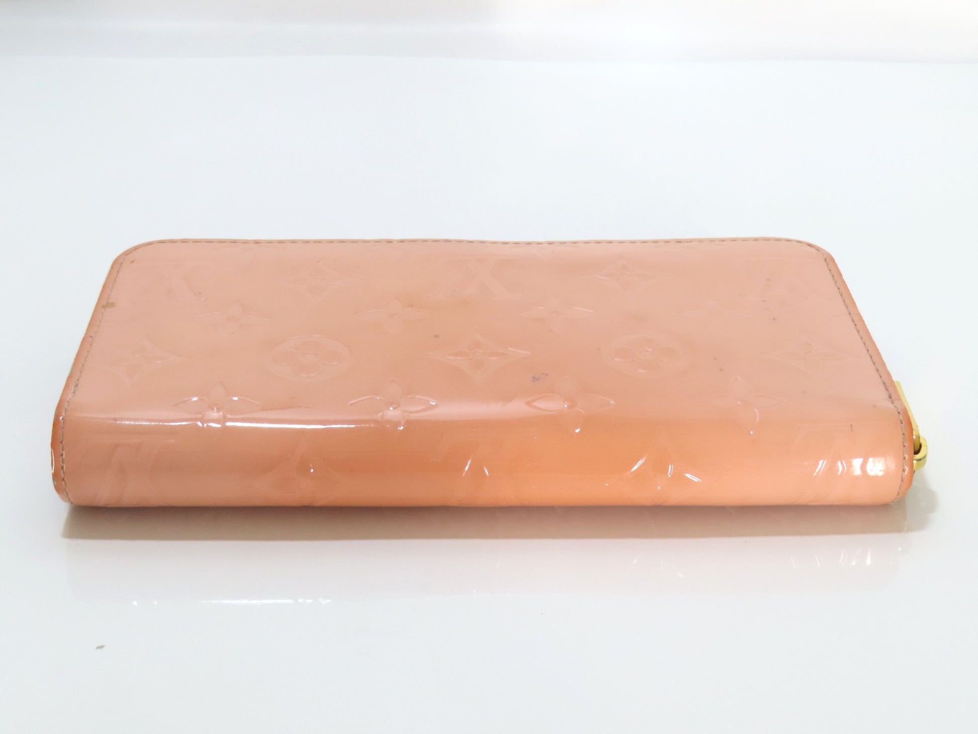 LOUIS VUITTON Vernis Zippy Wallet