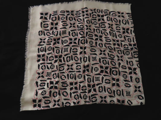 LOUIS VUITTON Louis Vuitton Shawl MP1625 Scarf