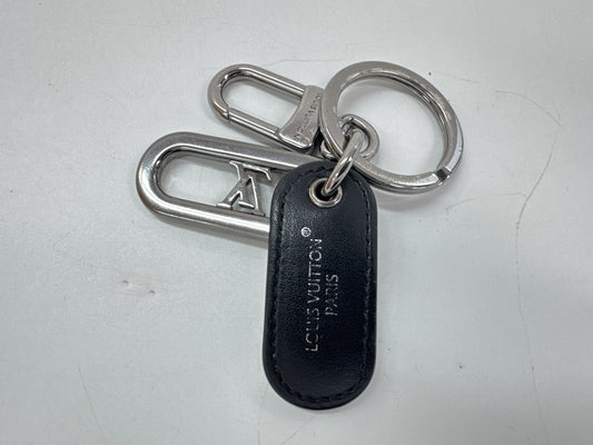 LOUIS VUITTON M00927 Porte-Clés LV Signature Chain Charm Key Ring Key Case/Key Holder