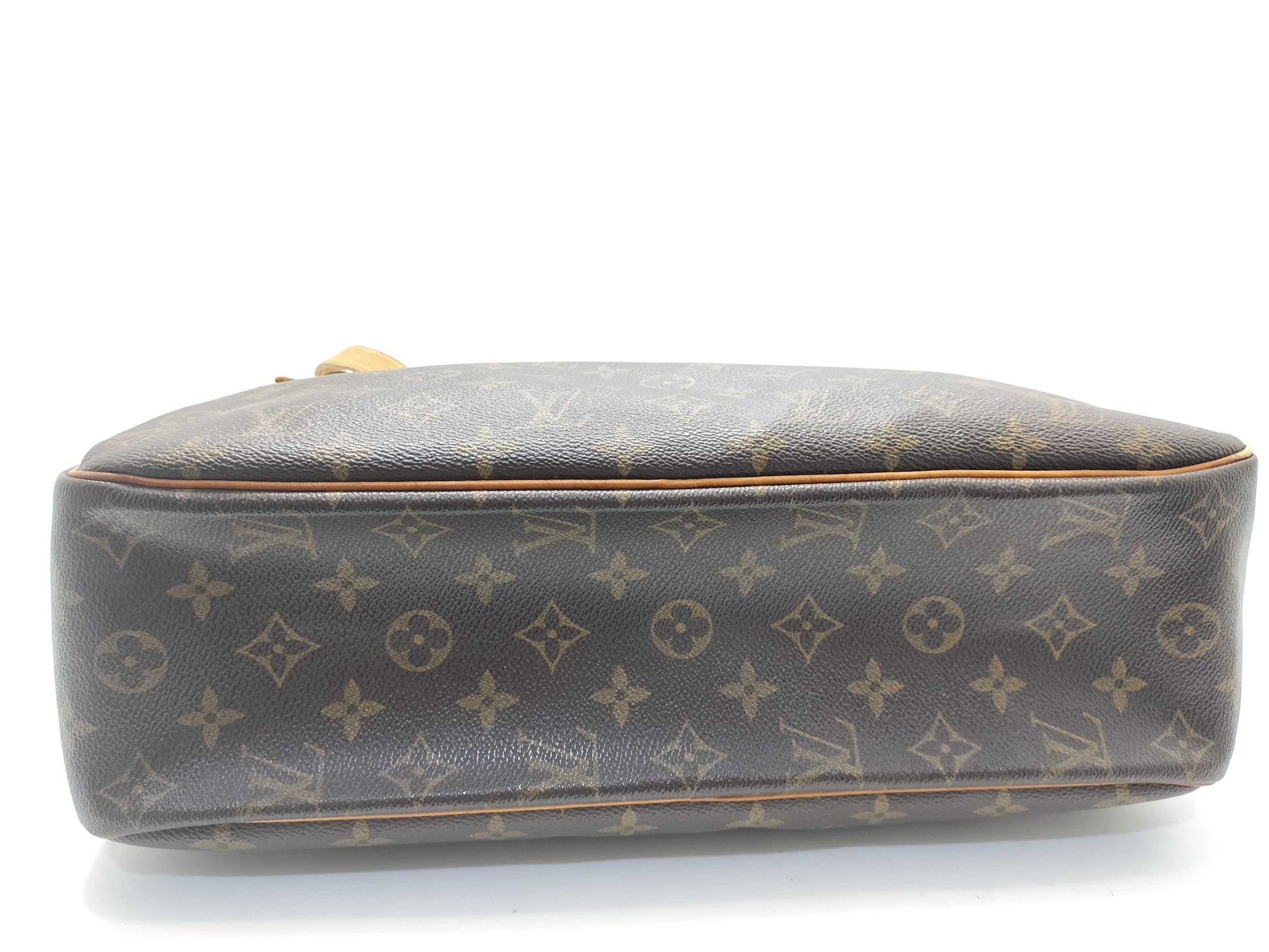 LOUIS VUITTON Monogram Cite Shoulder Bag