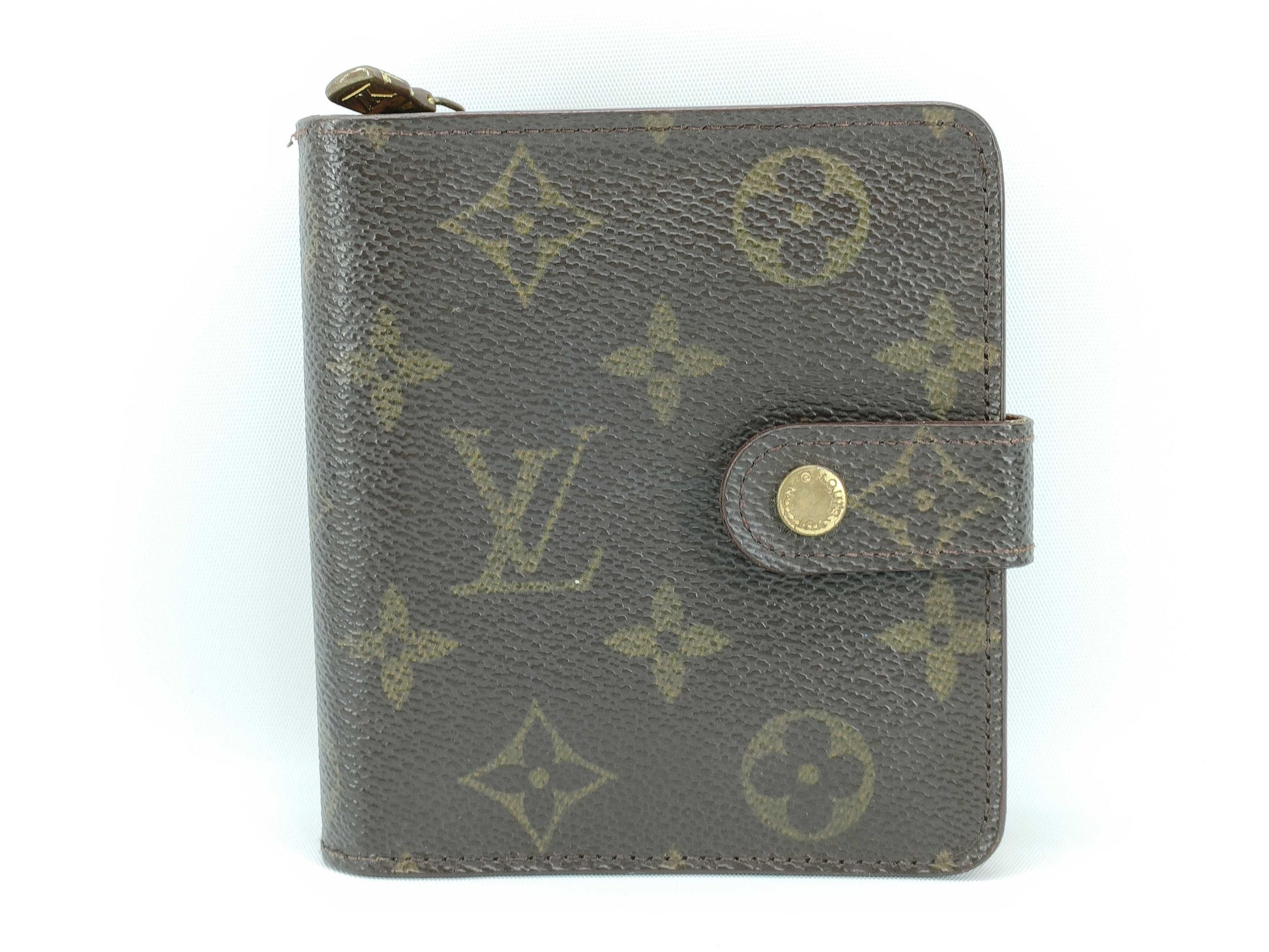 LOUIS VUITTON Monogram Folding Wallet