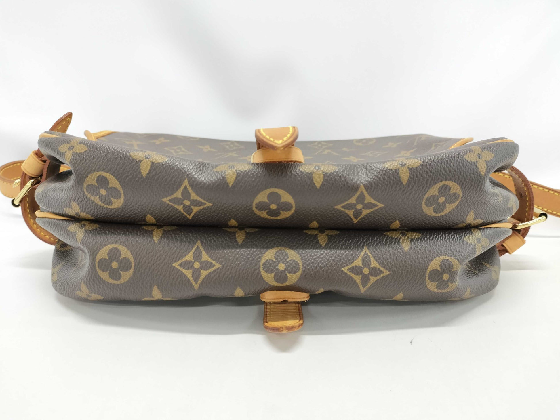 LOUIS VUITTON Louis Vuitton LOUIS VUITTON Monogram Saumur 30 Shoulder Bag M42256 Shoulder Bag