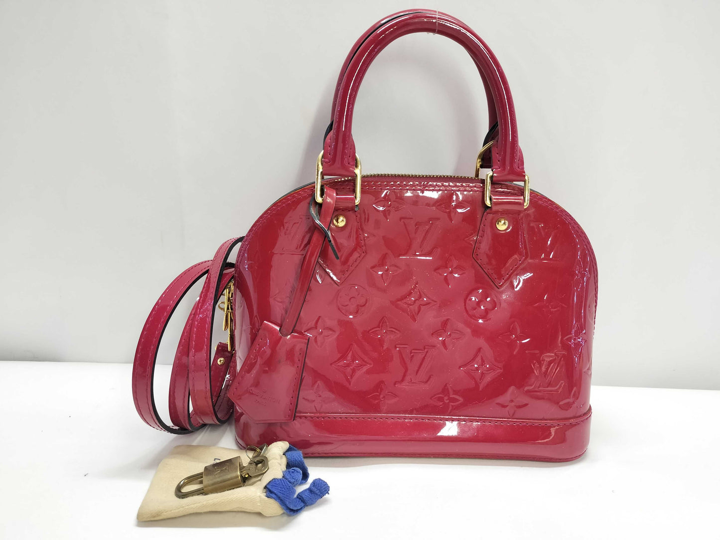 LOUIS VUITTON Vernis Louis Vuitton Enamel Alma BB Shoulder Bag Handbag