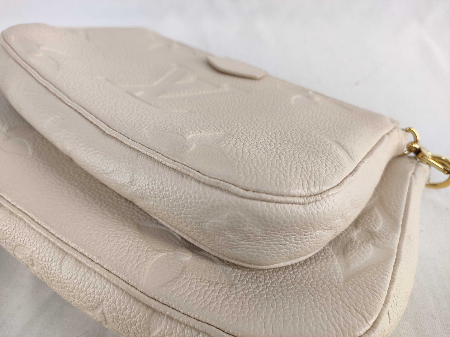 LOUIS VUITTON Monogram Empreinte Louis Vuitton Multi Pochette Accessoires Pouch