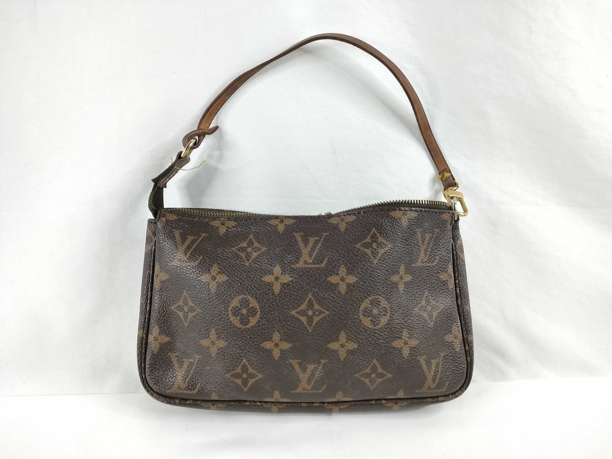 LOUIS VUITTON Monogram LV Accessoires Handbag