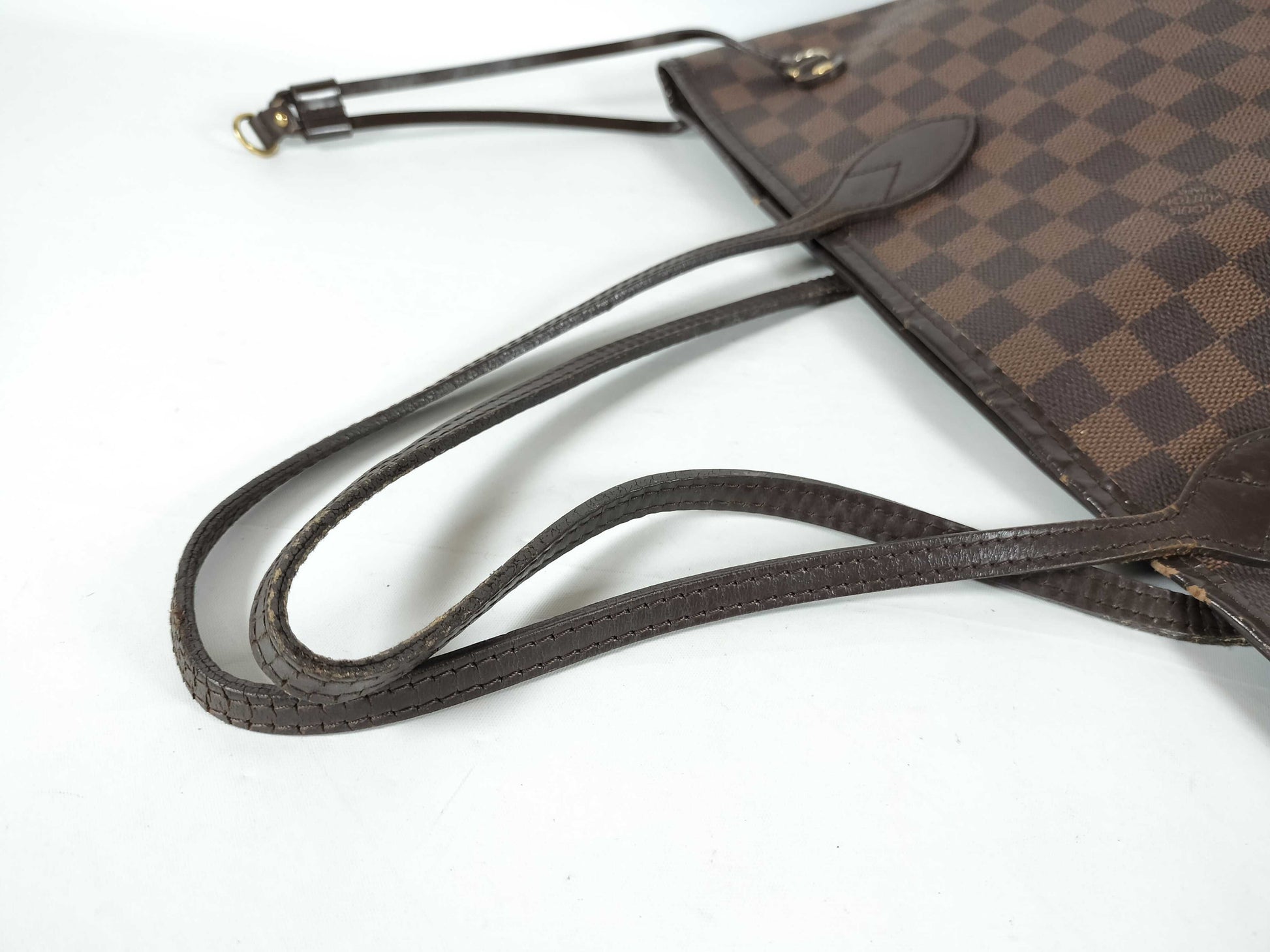 LOUIS VUITTON Neverfull MM Tote Bag
