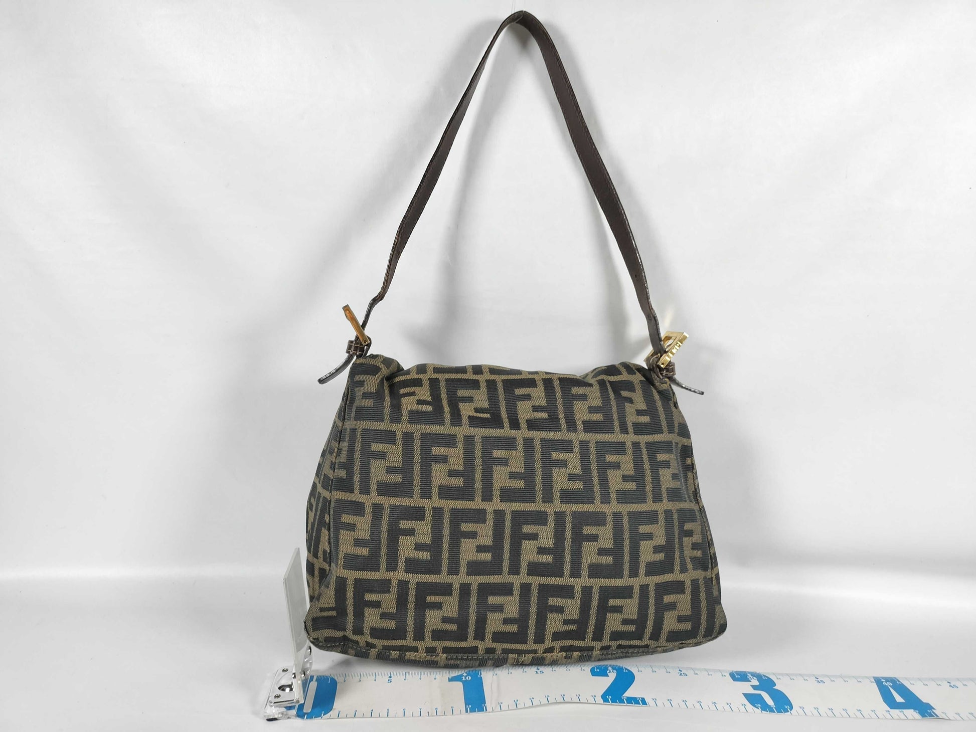 FENDI Mamma Bucket Shoulder Bag