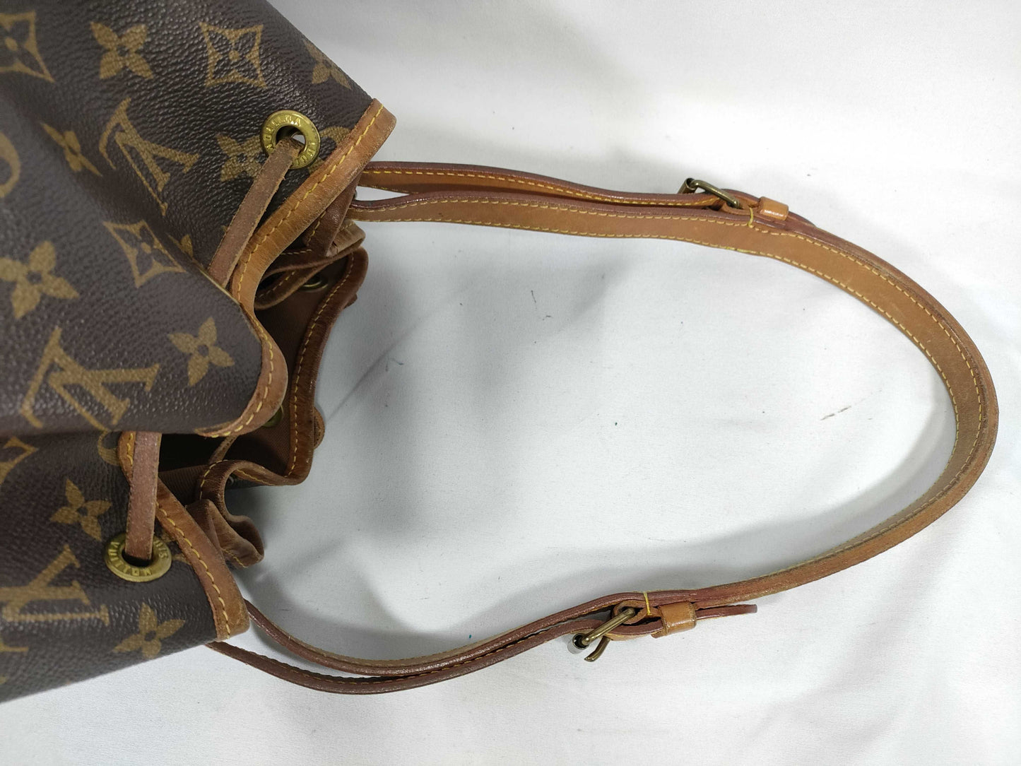 LOUIS VUITTON Monogram Louis Vuitton Noe Shoulder Bag