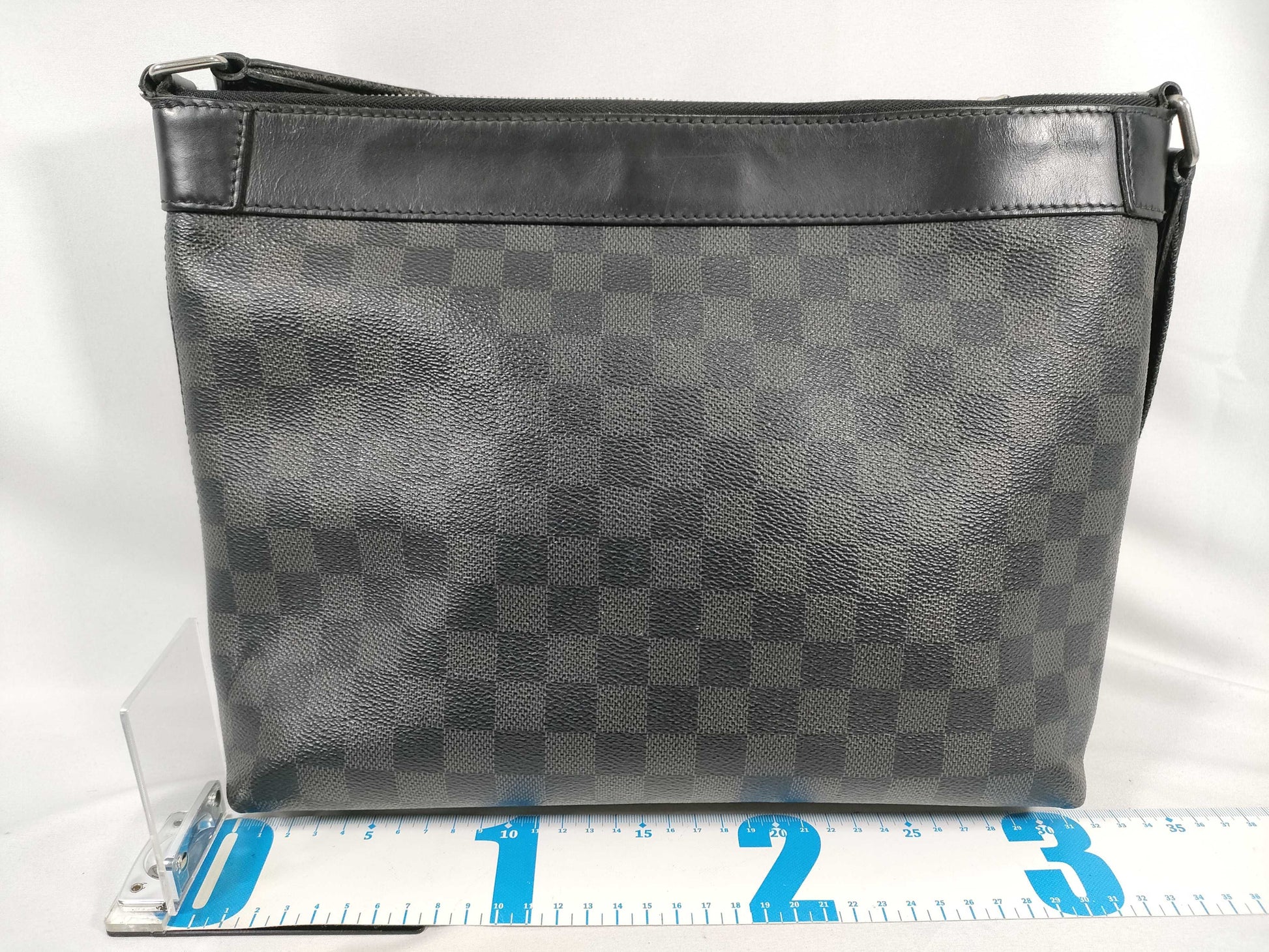 LOUIS VUITTON Damier Graphite Shoulder Bag