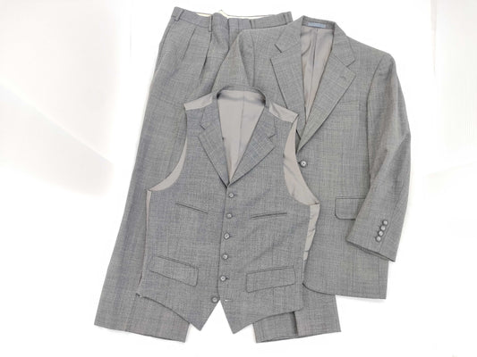 BURBERRY Three-Piece Gray Set Other Apparel