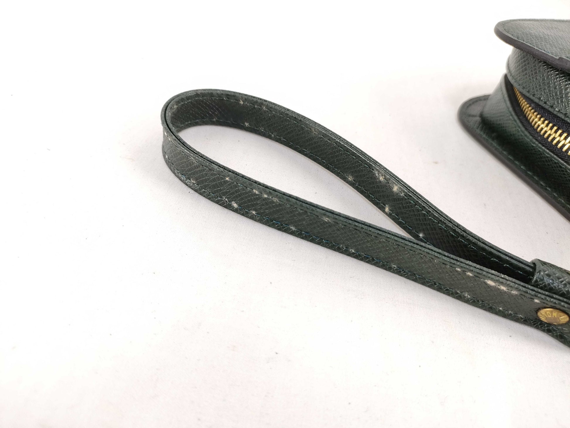 LOUIS VUITTON Taiga Taiga Baikal Clutch Bag