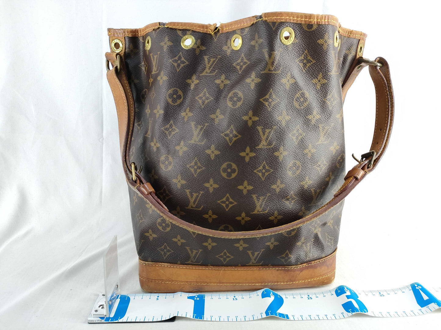 LOUIS VUITTON Monogram Louis Vuitton Noe Shoulder Shoulder Bag