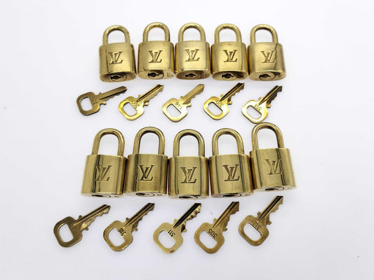 LOUIS VUITTON Cadena 10-piece set Charm