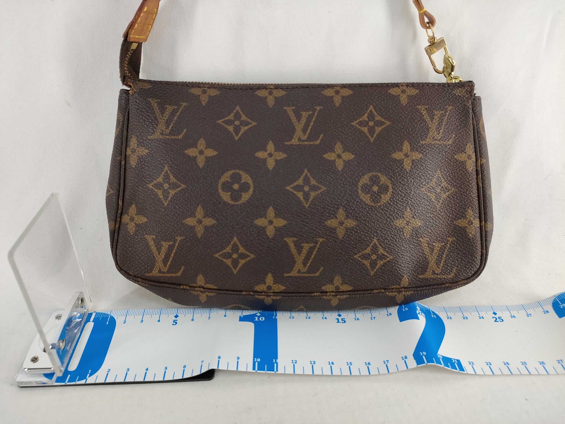 LOUIS VUITTON Monogram Accessoir Monogram TH0954 Pouch