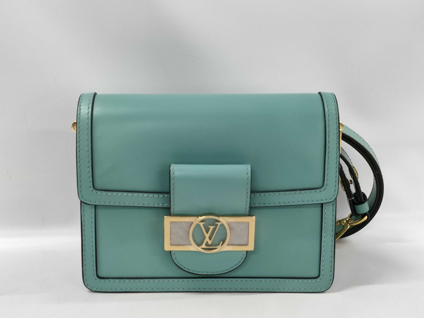LOUIS VUITTON Louis Vuitton Dauphine Shoulder Bag