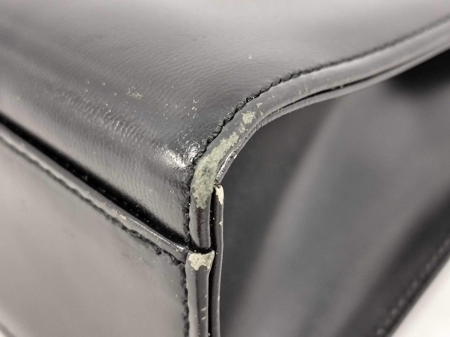 Yves Saint Laurent Handbag