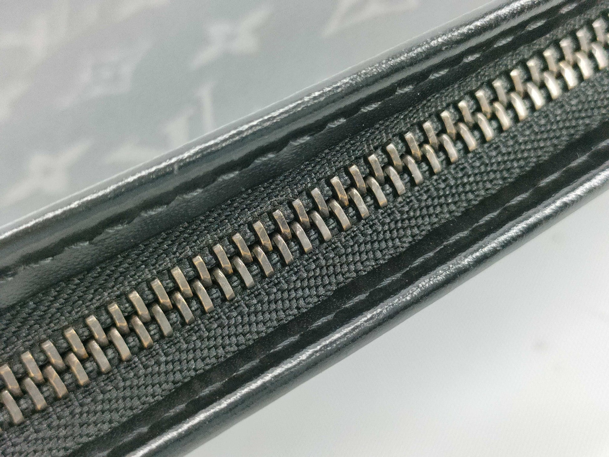 LOUIS VUITTON LOUIS VUITTON Pochette Voyage MM M61692 Second Bag