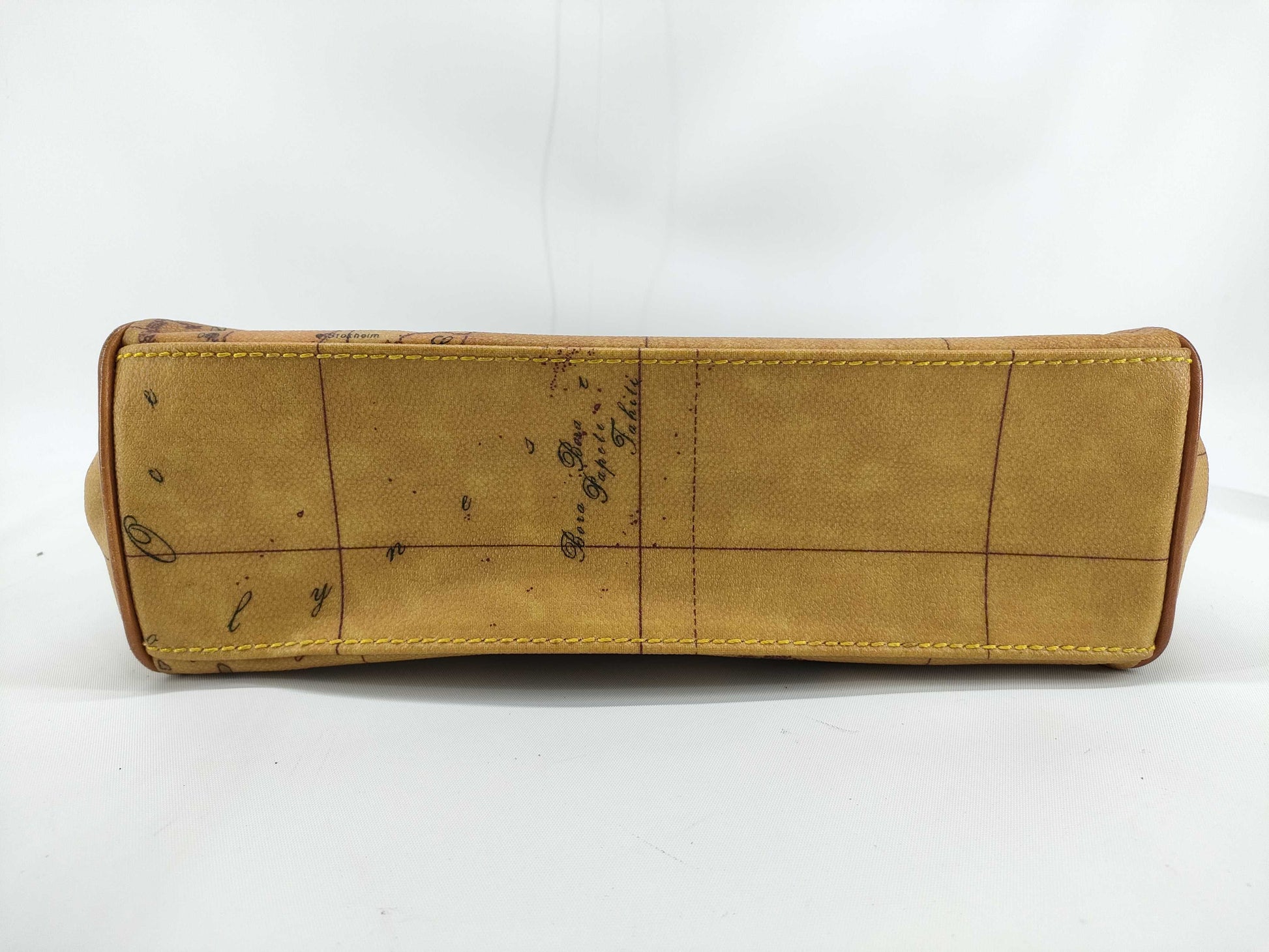 PRIMA CLASSE ◎. Handbag